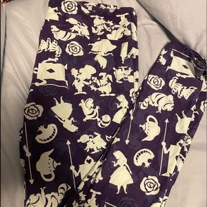 LuLaRoe TC Alice In Wonderland